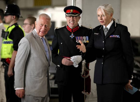King Charles III Opens Headquarters Of The British Transport Police in London, UK, 08 July 2026 LONDON, ENGLAND - JULY 08: King Charles III (L) speaks with officers as he attends the official opening of the British Transport Police Headquarters on July 08, 2026 in London, England. During the engagement, His Majesty met British Transport Police (BTP) officers and first responders who attended the scene after the Bedford train crash on June 19., Credit:Shane Anthony Sinclair PA ROTA - B68 Avalon London, United Kingdom  Copyright: xShanexAnthonyxSinclairx xPAxROTAx-xB68x xAvalonx 1115222931