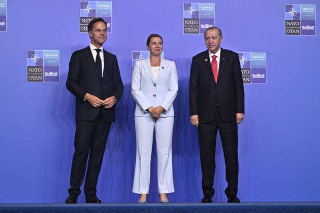ANKARA, TURKIET 20260708 NATO:s generalsekreterare Mark Rutte, Danmarks statsminister Mette Frederiksen och Turkiets president Recep Tayyip ErdoÄüan i samband med gruppfotot under Nato-toppmötet i Ankara, Turkiet. ANKARA TURKIET x10430x *** ANKARA, TURKEY 20260708 NATO Secretary General Mark Rutte, Danish Prime Minister Mette Frederiksen, and Turkish President Recep Tayyip Erdogan during a group photo at the NATO summit in Ankara, Turkey ANKARA TURKEY x10430x  Copyright: xChristinexOlsson TTx NATO-TOPPMÖTE ANKARA 2026 wAHXa0SLgxw