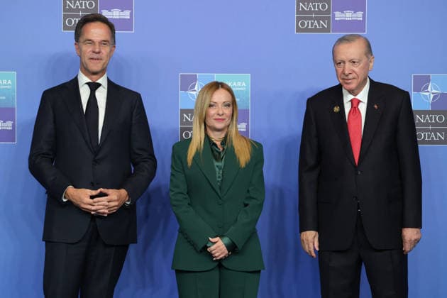 NATO Leaders Summit - Ankara NATO Secretary General Mark Rutte (L) and Turkey s President Recep Tayyip Erdogan (R) greet Italy s Prime Minister Giorgia Meloni as she arrives for a NATO Summit at Bestepe Presidential Compound in Ankara, Turkey, July 8, 2026. The summit comes at a fraught time for the 77-year-old transatlantic alliance, with the US President demanding members make good on a pledge to ramp up defence spending as Washington takes a step back from Europe. Photo by Ludovic Marin Pool ABACAPRESS.COM Ankara Turkey  Copyright: xMarinxLudovic Pool ABACAx