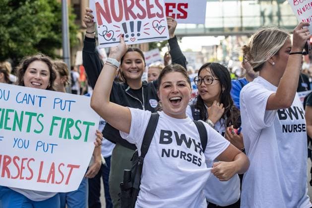 Nurses strike at Brigham and Women s Hospital in Boston BOSTON, UNITED STATES - JULY 8: Nursing staff from Brigham and Women s Hospital demonstrate in front of Brigham Hospital as they picket and strike in Boston, Massachusetts, United States on July 8, 2026. 4000 nurses are on strike as they try to negotiate a new contract with the hospital. Joseph Prezioso Anadolu Boston United States. Editorial use only. Please get in touch for any other usage.  Copyright: x2026xAnadoluxJosephxPreziosox