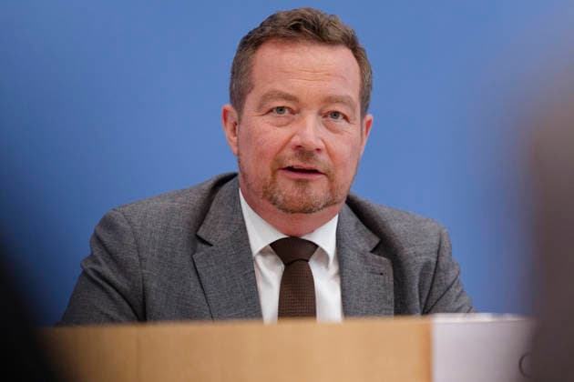 Bericht des Polizeibeauftragten vorgestellt 2026-07-08 Deutschland, Berlin Bundespressekonferenz: Der Polizeibeauftragte des Bundes beim Deutschen Bundestag, Uli Grötsch (SPD), stellt seinen dritten Tätigkeitsbericht vor. *** Police Commissioner s Report Presented July 8, 2026, Germany, Berlin, Federal Press Conference Uli Grötsch (SPD), the Federal Police Commissioner to the German Bundestag, presents his third annual report