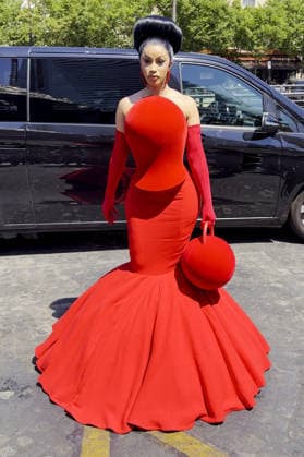 Cardi B arrives at the Robert Wun Haute Couture Fall Winter 2026–2027 show during Paris Fashion Week (PFW) in Paris, France, on July 8, 2026 Gedeon Taieb Bestimage Cardi B arrives at the Robert Wun Haute Couture Fall Winter 2026–2027 show during Paris Fashion Week (PFW) in Paris, France, on July 8, 2026 Paris, France  Copyright: xGedeonxTaiebx xBestimagexGedeonxTaiebx xBestimagex