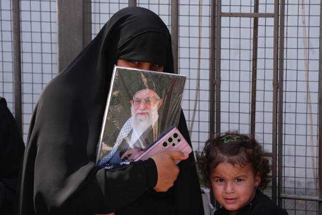 Farewell ceremony for Iran s former leader Khamenei in Karbala KARBALA, IRAQ - JULY 08: Thousands of people carrying posters of Iran s former Supreme Leader Ali Khamenei and flags gather near the Imam Hussein Shrine in Karbala, Iraq, to attend the farewell ceremony for Khamenei, who was killed in the U.S.-Israeli attacks, on July 8, 2026. Murtadha Al-Sudani Anadolu Karbala Iraq. Editorial use only. Please get in touch for any other usage.  Copyright: x2026xAnadoluxMurtadhaxAl-Sudanix