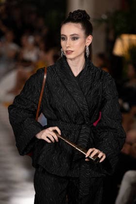 PFW - Franck Sorbier Runway A model walks the runway during the Franck Sorbier Haute Couture Fall Winter 2026 2027 show as part of Paris Fashion Week in Paris, France on July 08, 2026. Photo by Laurent Zabulon ABACAPRESS.COM  Copyright: xZabulonxLaurent ABACAx