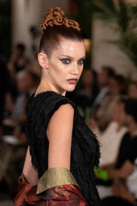 PFW - Franck Sorbier Runway A model walks the runway during the Franck Sorbier Haute Couture Fall Winter 2026 2027 show as part of Paris Fashion Week in Paris, France on July 08, 2026. Photo by Laurent Zabulon ABACAPRESS.COM  Copyright: xZabulonxLaurent ABACAx