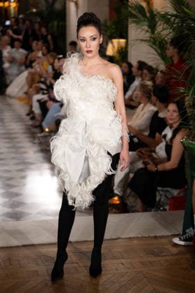 PFW - Franck Sorbier Runway A model walks the runway during the Franck Sorbier Haute Couture Fall Winter 2026 2027 show as part of Paris Fashion Week in Paris, France on July 08, 2026. Photo by Laurent Zabulon ABACAPRESS.COM  Copyright: xZabulonxLaurent ABACAx