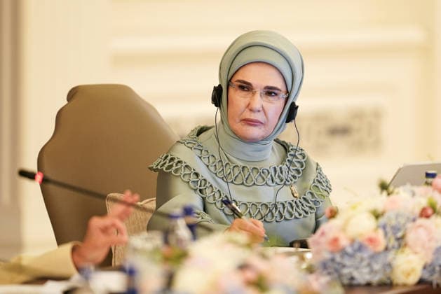 Turkish First Lady Emine Erdogan hosts spouses of leaders ANKARA, TURKIYE - JULY 8: Turkish First Lady Emine Erdogan delivers a speech as she hosted the spouses of heads of state and government visiting the city for the 36th NATO Summit of Heads of State and Government at Cankaya Mansion in Ankara, Turkiye, on July 8, 2026. Cemal Yurttas Anadolu Ankara Turkey. Editorial use only. Please get in touch for any other usage.  Copyright: x2026xAnadoluxCemalxYurttasx