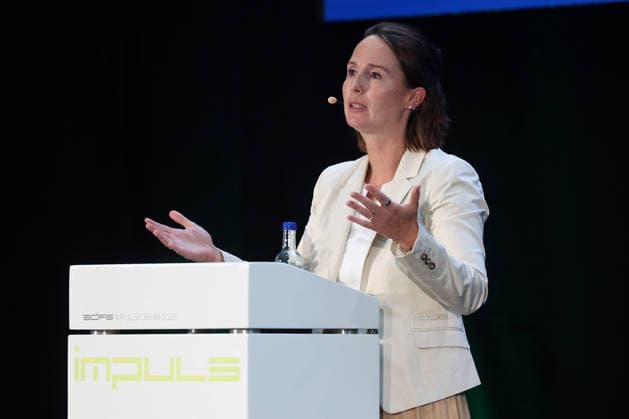 Firma Achenbach Buschhuetten (Buschhütten), Campus Buschhuetten (Buschhütten) Impulsforum. Prof. Dr.-Ing. Christina Reuter. Institutsleiterin, Institut fuer (für) Werkzeugmaschinen und Betriebswissenschaften, Technische Universitaet (Universität) Muenchen (München). Impulsforum am 08.07.2026 in Kreuztal Deutschland. *** Achenbach Buschhuetten Buschhütten Company, Buschhuetten Buschhütten Campus, Impulse Forum, Prof. Dr. Ing. Christina Reuter, Director of the Institute for Machine Tools and Industrial Engineering, Technical University of Munich, Impulse Forum on July 8, 2026, in Kreuztal, Germany