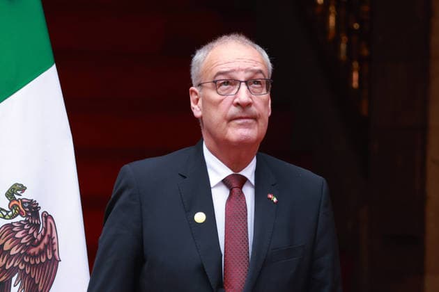 Swiss President Guy Parmelin in Mexico MEXICO CITY, MEXICO - JULY 08: Swiss President Guy Parmelin is received by Mexico s President Claudia Sheinbaum during a welcome ceremony, at the National Palace, in Mexico City, Mexico on July 08, 2026. The visit of Swiss President Guy Parmelin to Mexico aims to strengthen bilateral economic and trade relations, as well as to promote new investment opportunities between both nations and advance the modernization of the EFTA free trade agreement. Daniel Cardenas Anadolu Mexico City Mexico. Editorial use only. Please get in touch for any other usage.  Copyright: x2026xAnadoluxDanielxCardenasx