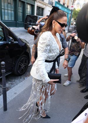 Jennifer Lopez arrives at the Zuhair Murad Haute Couture Fall Winter 2026–2027 show during Paris Fashion Week (PFW) at the Collège des Bernardins in Paris, France, on July 8, 2026. Denis Guignebourg, Bestimage. Jennifer Lopez arrives at the Zuhair Murad Haute Couture Fall Winter 2026–2027 show during Paris Fashion Week (PFW) at the Collège des Bernardins in Paris, France, on July 8, 2026. Paris, France  Copyright: xDenisxGuignebourgx xBestimagexDenisxGuignebourgx xBestimagex