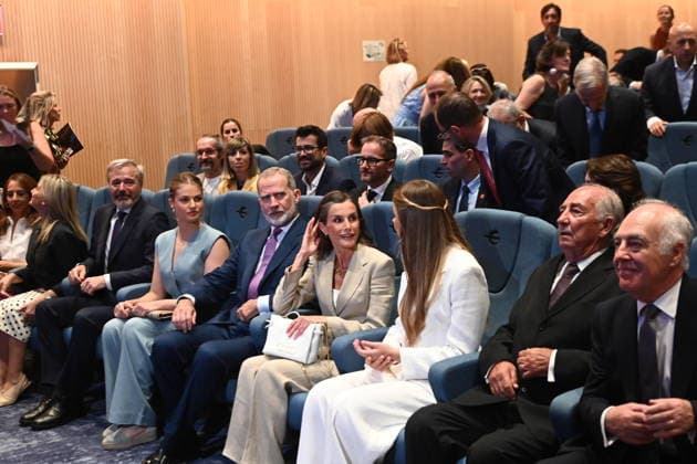 Infanta Sofía Attends the Ibercaja Foundation’s Exemplary Teachers Award Ceremony Infanta Sofía (left), accompanied by King Felipe VI (2i) and Queen Letizia (2d), and Princess Leonor upon her arrival at the Ibercaja Foundation’s Docentes Referentes grant ceremony at the Monastery of Cogullada on July 8, 2026, in Zaragoza, Aragon, Spain. In this first edition, the Ibercaja Foundation is awarding these grants in recognition of the excellent work done by teachers and to promote educational innovation. JULY 8, 2026, Ramó, Zaragoza, Aragon, Zaragoza, Aragon, Spain  Copyright: xRamonxCometx 7654470