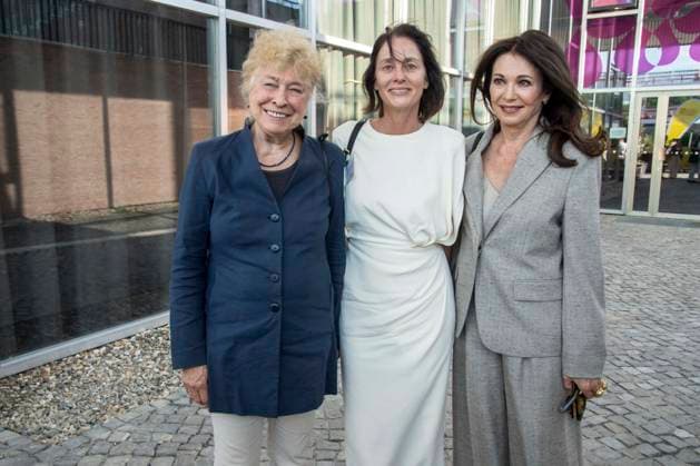 ABB BERBEN- Gesine Schwan, Katarina Barley und Iris Berben zu Gast bei der Verleihung des Annemarie-Renger-Preises an Iris Berben im Restaurant Weltwirtschaft im Haus der Kulturen der Welt in Berlin am 08.07.2026 Berlin Deutschland *** ABB BERBEN: Gesine Schwan, Katarina Barley, and Iris Berben attended the presentation of the Annemarie Renger Prize to Iris Berben at the Weltwirtschaft restaurant in the Haus der Kulturen der Welt in Berlin on July 8, 2026, Berlin, Germany