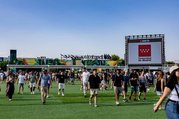 The Mad Cool 2026 Festival Begins Scene from the 2026 Mad Cool Festival at the Iberdrola Music venue on July 8, 2026, in Madrid, Spain. For this edition, marking the Mad Cool Festival’s tenth anniversary, the headliners for each day are Foo Fighters, Florence + the Machine, Twenty One Pilots, and Nick Cave & the Bad Seeds. JULY 8, 2026 Madrid, Spain  Copyright: xRicardoxRubiox 7654516