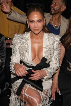 PFW - Zuhair Murad Front Row Jennifer Lopez attends the Zuhair Murad Haute Couture Fall Winter 2026 2027 show as part of Paris Fashion Week in Paris, France on July 08, 2026. Photo by Laurent Zabulon ABACAPRESS.COM  Copyright: xZabulonxLaurent ABACAx
