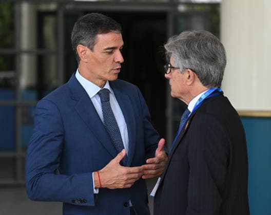 NATO Ankara Summit ANKARA, TURKIYE - JULY 8: Spanish Prime Minister Pedro Sanchez leaves the venue after holding a press conference during the NATO Ankara Summit in Ankara, Turkiye, on July 8, 2026. Mehmet Ali Ozcan Anadolu Ankara Turkey. Editorial use only. Please get in touch for any other usage.  Copyright: x2026xAnadoluxMehmetxAlixOzcanx