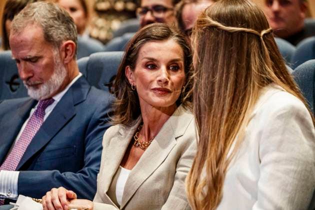 Infanta Sofia, along with King Felipe and Queen Letizia and Princess Leonor, presided over the Leading Teachers event of the Ibercaja Foundation, where Infanta Sofia gave her first solo speech, in Zaragoza on Wednesday, July 8, 2026. La Infanta Sofia junto a los reyes Felipe y Letizia y la princesa Leonor presiden el evento Docentes Referentes de la Fundación Ibercaja, donde la infanta Sofia realiza su primer discurso en solitario, en Zaragoza el miércoles 8 de julio de 2026. 900 LOF Cordon Press Cordon Press