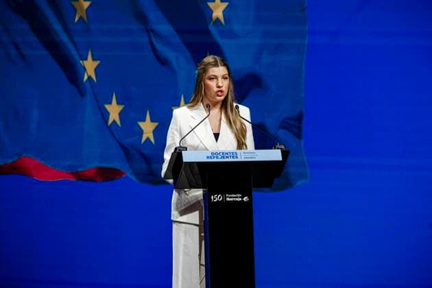Infanta Sofia, along with King Felipe and Queen Letizia and Princess Leonor, presided over the Leading Teachers event of the Ibercaja Foundation, where Infanta Sofia gave her first solo speech, in Zaragoza on Wednesday, July 8, 2026. La Infanta Sofia junto a los reyes Felipe y Letizia y la princesa Leonor presiden el evento Docentes Referentes de la Fundación Ibercaja, donde la infanta Sofia realiza su primer discurso en solitario, en Zaragoza el miércoles 8 de julio de 2026. 900 LOF Cordon Press Cordon Press 