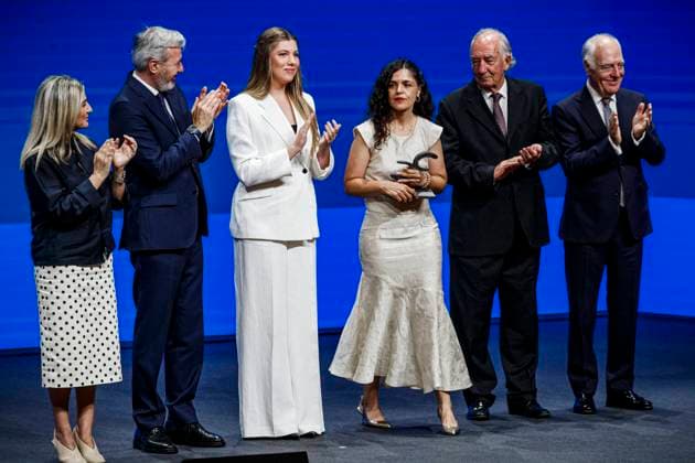 Infanta Sofia, along with King Felipe and Queen Letizia and Princess Leonor, presided over the Leading Teachers event of the Ibercaja Foundation, where Infanta Sofia gave her first solo speech, in Zaragoza on Wednesday, July 8, 2026. La Infanta Sofia junto a los reyes Felipe y Letizia y la princesa Leonor presiden el evento Docentes Referentes de la Fundación Ibercaja, donde la infanta Sofia realiza su primer discurso en solitario, en Zaragoza el miércoles 8 de julio de 2026. 900 LOF Cordon Press Cordon Press 
