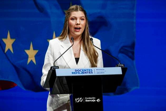 Infanta Sofia, along with King Felipe and Queen Letizia and Princess Leonor, presided over the Leading Teachers event of the Ibercaja Foundation, where Infanta Sofia gave her first solo speech, in Zaragoza on Wednesday, July 8, 2026. La Infanta Sofia junto a los reyes Felipe y Letizia y la princesa Leonor presiden el evento Docentes Referentes de la Fundación Ibercaja, donde la infanta Sofia realiza su primer discurso en solitario, en Zaragoza el miércoles 8 de julio de 2026. 900 LOF Cordon Press Cordon Press 