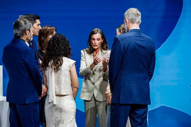 Infanta Sofia, along with King Felipe and Queen Letizia and Princess Leonor, presided over the Leading Teachers event of the Ibercaja Foundation, where Infanta Sofia gave her first solo speech, in Zaragoza on Wednesday, July 8, 2026. La Infanta Sofia junto a los reyes Felipe y Letizia y la princesa Leonor presiden el evento Docentes Referentes de la Fundación Ibercaja, donde la infanta Sofia realiza su primer discurso en solitario, en Zaragoza el miércoles 8 de julio de 2026. 900 LOF Cordon Press Cordon Press 