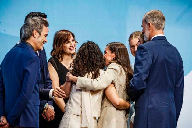 Infanta Sofia, along with King Felipe and Queen Letizia and Princess Leonor, presided over the Leading Teachers event of the Ibercaja Foundation, where Infanta Sofia gave her first solo speech, in Zaragoza on Wednesday, July 8, 2026. La Infanta Sofia junto a los reyes Felipe y Letizia y la princesa Leonor presiden el evento Docentes Referentes de la Fundación Ibercaja, donde la infanta Sofia realiza su primer discurso en solitario, en Zaragoza el miércoles 8 de julio de 2026. 900 LOF Cordon Press Cordon Press 