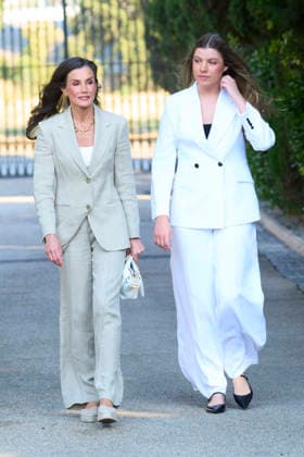 08-07-2026 Zaragoza Princess Sofia with Queen Letizia during attending the Docentes Referentes event by Ibercaja Foundation in Zaragoza. No Spain Â  Copyright: xPPEx