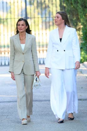 08-07-2026 Zaragoza Princess Sofia with Queen Letizia during attending the Docentes Referentes event by Ibercaja Foundation in Zaragoza. No Spain Â  Copyright: xPPEx