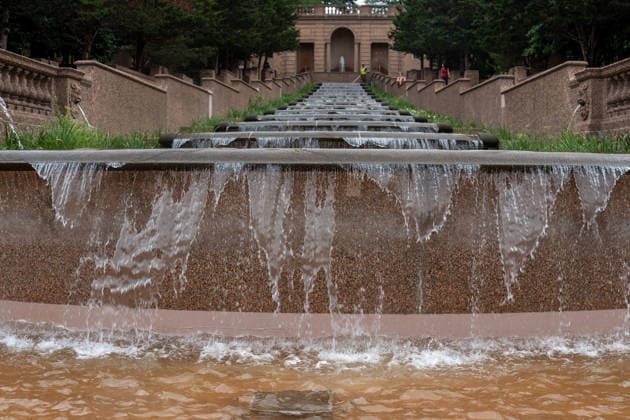 July 8, 2026, Washington, Dc, United States: Crews are working to fix the Meridian Hill Park fountain, one of the fountains reopened by President Donald Trump, after sediment and rust got into the system following a test run of some additional fountains in the park in Washington, D.C. on July 8, 2026. Washington United States  - ZUMAl312 20260708_znp_l312_003 Copyright: xAndrewxLeydenx