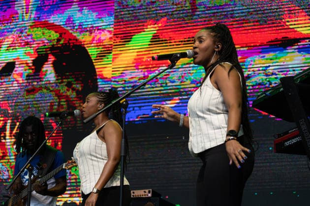 08.07.2026, Bellinzona, Parco Urbano, Nevermind Music Fest 2026: Julian Marley & The Uprising. Andrew Edwards (bass), Shanna-Lee Fletcher (harmony vocals) and Karene Brown (harmony vocals) Bellinzona Parco Urbano Ticino Switzerland *** July 8, 2026, Bellinzona, Parco Urbano, Nevermind Music Fest 2026: Julian Marley, The Uprising, Andrew Edwards (bass), Shanna Lee Fletcher (backing vocals), and Karene Brown (backing vocals), Bellinzona, Parco Urbano, Ticino, Switzerland Copyright: xJustPictures.ch FrancescoxMinghettix jp-en-FrMi-_NG_0339