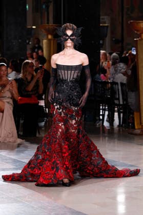 (260708) -- PARIS, July 8, 2026 -- A model presents a creation by Elie Saab during the Haute Couture Week Fall Winter 2026-2027 in Paris, France, July 8, 2026. (MeetEurope Handout via Xinhua) FRANCE-PARIS-HAUTE COUTURE WEEK-ELIE SAAB XinxHuashefa 
