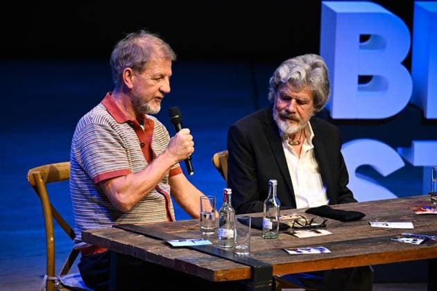 Reinhold Messner und Sönke Wortmann in der Philharmonie Essen ** NUR FÜR REDAKTIONELLE ZWECKE ** EDITORIAL USE ONLY **<p>Sönke Wortmann (l.) und Reinhold Messner im Rahmen der Gesprächsveranstaltung der Brost-Stiftung Kindheit mit Kanten - Wie Herkunft Neugier nährt in der Philharmonie Essen, am 08.07.2026 in Essen. Reinhold Messner und Sönke Wortmann sprechen über ihre Kindheit. Der Abend wurde von Sabine Heinrich moderiert. Deutschland NRW Essen Copyright: SocratesxTassos *** Reinhold Messner and Sönke Wortmann at the Philharmonie Essen ** FOR EDITORIAL USE ONLY ** EDITORIAL USE ONLY ** p Sönke Wortmann l and Reinhold Messner as part of the Brost Foundation’s discussion event Childhood with Edges: How Background Fuels Curiosity Copyright: SocratesxTassos doc86mtcnmto7lzgtupnr5 ,EDITORIAL USE ONLY