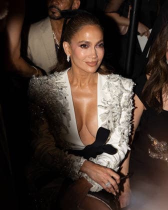 Jennifer Lopez at the Zuhair Murad Fall Winter 2026–2027 Haute Couture Collection fashion show during Paris Fashion Week (PFW) on July 8, 2026. Photo by Jérémy Melloul, Bestimage. Jennifer Lopez at the Zuhair Murad Fall Winter 2026–2027 Haute Couture Collection fashion show during Paris Fashion Week (PFW) on July 8, 2026, in Paris, France  Copyright: xJeremyxMelloulx xBestimagexJeremyxMelloulx xBestimagex