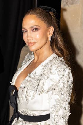 Jennifer Lopez at the Zuhair Murad Fall Winter 2026–2027 Haute Couture Collection fashion show during Paris Fashion Week (PFW) on July 8, 2026. Photo by Jérémy Melloul, Bestimage. Jennifer Lopez at the Zuhair Murad Fall Winter 2026–2027 Haute Couture Collection fashion show during Paris Fashion Week (PFW) on July 8, 2026, in Paris, France  Copyright: xJeremyxMelloulx xBestimagexJeremyxMelloulx xBestimagex