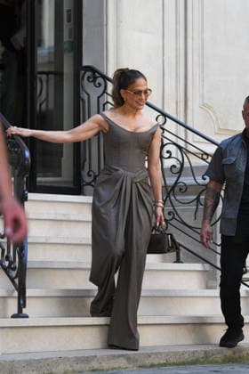 Jennifer Lopez Ieaving the Zuhair Murad Show - Paris CORRECTION CREDIT - JLo, Jennifer Lopez is seen leaving the Zuhair Murad show in Paris, France on July 8, 2026, as part of the Paris Fashion Week. Photo by Florian Poitout ABACAPRESS.COM Paris France  Copyright: xPoitoutxFlorian ABACAx