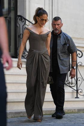 Jennifer Lopez Ieaving the Zuhair Murad Show - Paris CORRECTION CREDIT - JLo, Jennifer Lopez is seen leaving the Zuhair Murad show in Paris, France on July 8, 2026, as part of the Paris Fashion Week. Photo by Florian Poitout ABACAPRESS.COM Paris France  Copyright: xPoitoutxFlorian ABACAx