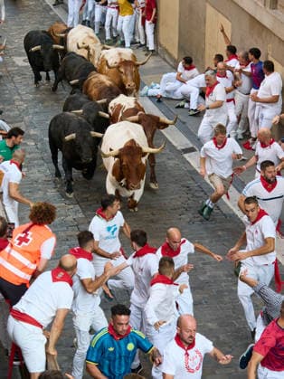 Third bull run of the 2026 San Fermín Festival, featuring bulls from the Victoriano del Río ranch; the third bull run of the 2026 San Fermín Festival took place on July 9, 2026, in Pamplona, Navarre, Spain. On this occasion, the third running of the San Fermín festival featured bulls from the Victoriano del Río ranch, Spain  Copyright: xEduardoxSanzx 7654879