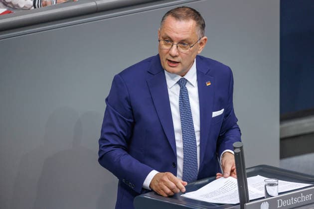 Bundestag Tino Chrupalla (AfD) im Deutschen Bundestag am 09.07.26 in Berlin. Berlin Berlin Deutschland Bundestag