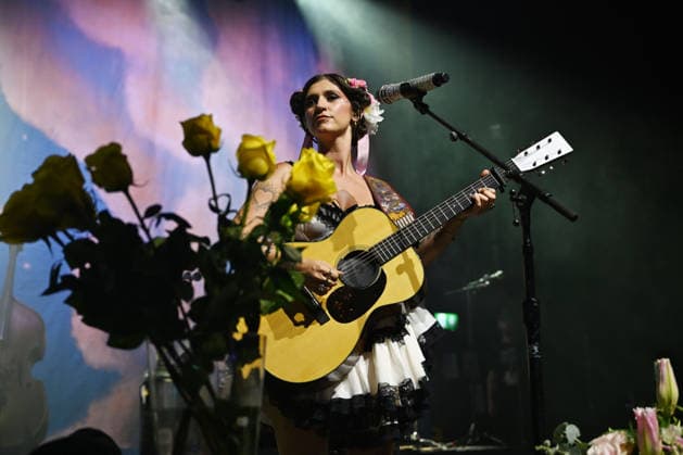 Sierra Ferrell performing at Forum in London LONDON, ENGLAND - JULY 07: Sierra Ferrell performing at Forum, Kentish Town on July 07, 2026 in London, England. CAP MAR MAR Great Britain UK Copyright: xMartinxHarris CapitalxPicturesx