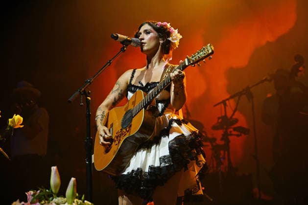 Sierra Ferrell performing at Forum in London LONDON, ENGLAND - JULY 07: Sierra Ferrell performing at Forum, Kentish Town on July 07, 2026 in London, England. CAP MAR MAR Great Britain UK Copyright: xMartinxHarris CapitalxPicturesx