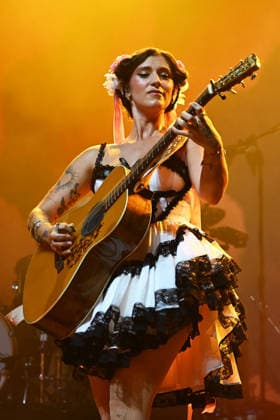 Sierra Ferrell performing at Forum in London LONDON, ENGLAND - JULY 07: Sierra Ferrell performing at Forum, Kentish Town on July 07, 2026 in London, England. CAP MAR MAR Great Britain UK Copyright: xMartinxHarris CapitalxPicturesx