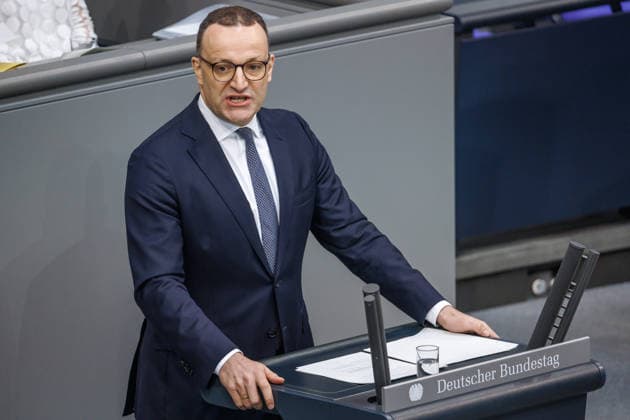 Bundestag Jens Spahn (CDU CSU) im Deutschen Bundestag am 09.07.26 in Berlin. Berlin Berlin Deutschland Bundestag *** Bundestag Jens Spahn CDU CSU in the German Bundestag on July 9, 2026, in Berlin, Berlin, Berlin, Germany, Bundestag