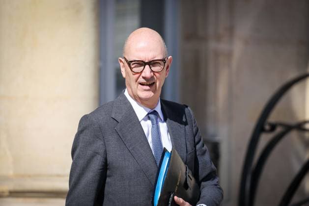 Paris, France le 09 juillet 2026 - Sortie du Conseil des ministres au palais de l Elysee - Exit of the Council of Ministers at the Elysee Palace Ici M. Roland LESCURE, ministre de l Economie, des Finances et de la Souverainete industrielle, energetique et numerique  Copyright: xSebastienxTOUBONx