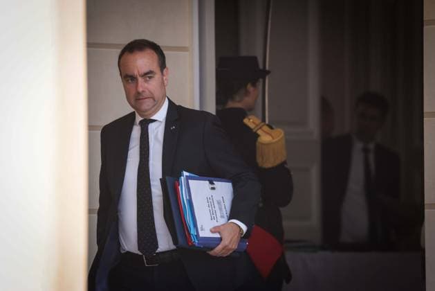Paris, France le 09 juillet 2026 - Sortie du Conseil des ministres au palais de l Elysee - Exit of the Council of Ministers at the Elysee Palace Ici M. Sebastien LECORNU, premier ministre  Copyright: xSebastienxTOUBONx