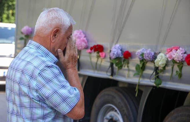 Remains of Srebrenica genocide victims sent off from Visoko VISOKO, BOSNIA AND HERZEGOVINA - JULY 09: The remains of Srebrenica genocide victims, placed in ten coffins, are sent off with tears and prayers from Visoko, near Sarajevo, on Thursday morning, on their final journey to the Potocari Memorial Center, where a collective funeral prayer and burial will be held on July 11, in Visoko, Bosnia and Herzegovina on July 09, 2026. Elman Omic Anadolu Visoko Bosnia and Herzegovina. Editorial use only. Please get in touch for any other usage.  Copyright: x2026xAnadoluxElmanxOmicx