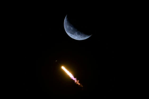 July 9, 2026, Cape Canaveral, Florida, USA: A SpaceX Falcon 9 rocket carrying 29 Starlink satellites, lifts off from Space Launch Complex-40 at Cape Canaveral Space Force Station, Florida, at 5:25 a.m. EDT on July 9, 2026. Cape Canaveral USA - ZUMAb268 20260709_znp_b268_002 Copyright: xJenniferxBriggsx