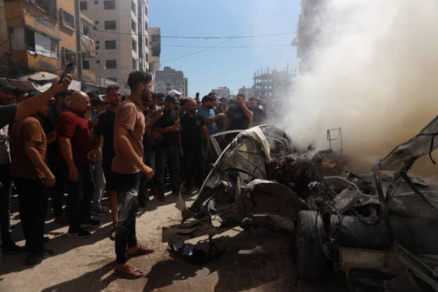 Palestinians gather at site of Israeli strike in western Gaza City Palestinians gather at the site of an Israeli strike that targeted a vehicle west of Gaza City, Gaza Strip, on July 9, 2026. According to local sources, the strike killed one person and wounded others. Photo by Hadi Daoud apaimages Gaza city Gaza Strip Palestinian Territory 090726_Gaza_HD_01(2) Copyright: xapaimagesxHadixDaoudx xapaimagesx