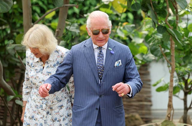 The King and Queen visit the Giants of the Galapagos enclosure at ZSL London Z The King and Queen visit the Giants of the Galapagos enclosure at ZSL London Zoo which he visited with the Queen to celebrate the Zoo™s 200th anniversary, Credit:Avalon.red PA ROTA - B68 Avalon  Copyright: xAvalon.redx xPAxROTAx-xB68x xAvalonx 1115490009