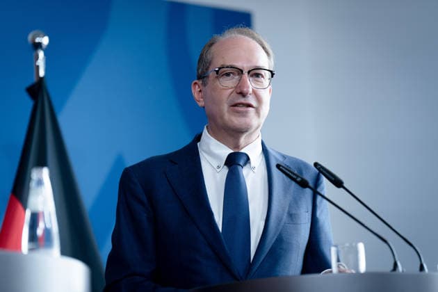 Bundesinnenminister, Alexander Dobrindt Berlin, Bundesministerium des Innern, Bundesinnenminister, Alexander Dobrindt Berlin Berlin GER *** Federal Minister of the Interior, Alexander Dobrindt, Berlin; Federal Ministry of the Interior; Federal Minister of the Interior, Alexander Dobrindt, Berlin; Berlin, GER