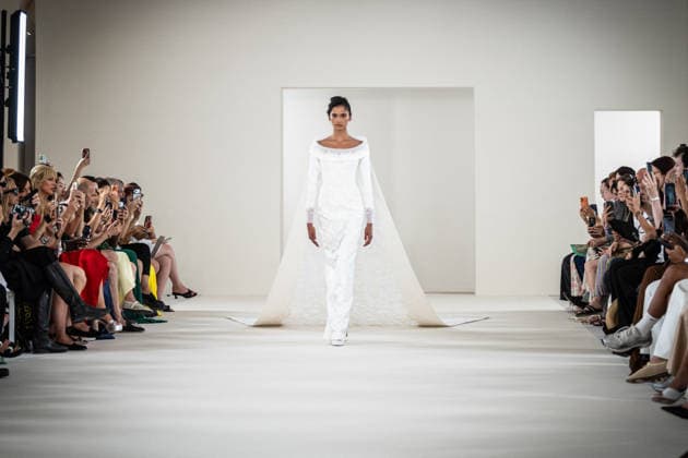 PFW HC Rami Al Ali Catwalk NB A model walks the runway during the Rami Al Ali Haute Couture Fall Winter 2026 2027 show as part of Paris Fashion Week on July 09, 2026 in Paris, France. Photo by Nasser Berzane ABACAPRESS.COM Paris France  Copyright: xBerzanexNasser ABACAx