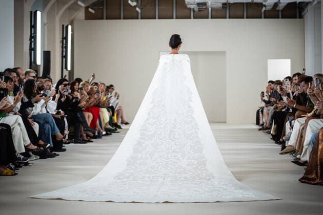 PFW HC Rami Al Ali Catwalk NB A model walks the runway during the Rami Al Ali Haute Couture Fall Winter 2026 2027 show as part of Paris Fashion Week on July 09, 2026 in Paris, France. Photo by Nasser Berzane ABACAPRESS.COM Paris France  Copyright: xBerzanexNasser ABACAx